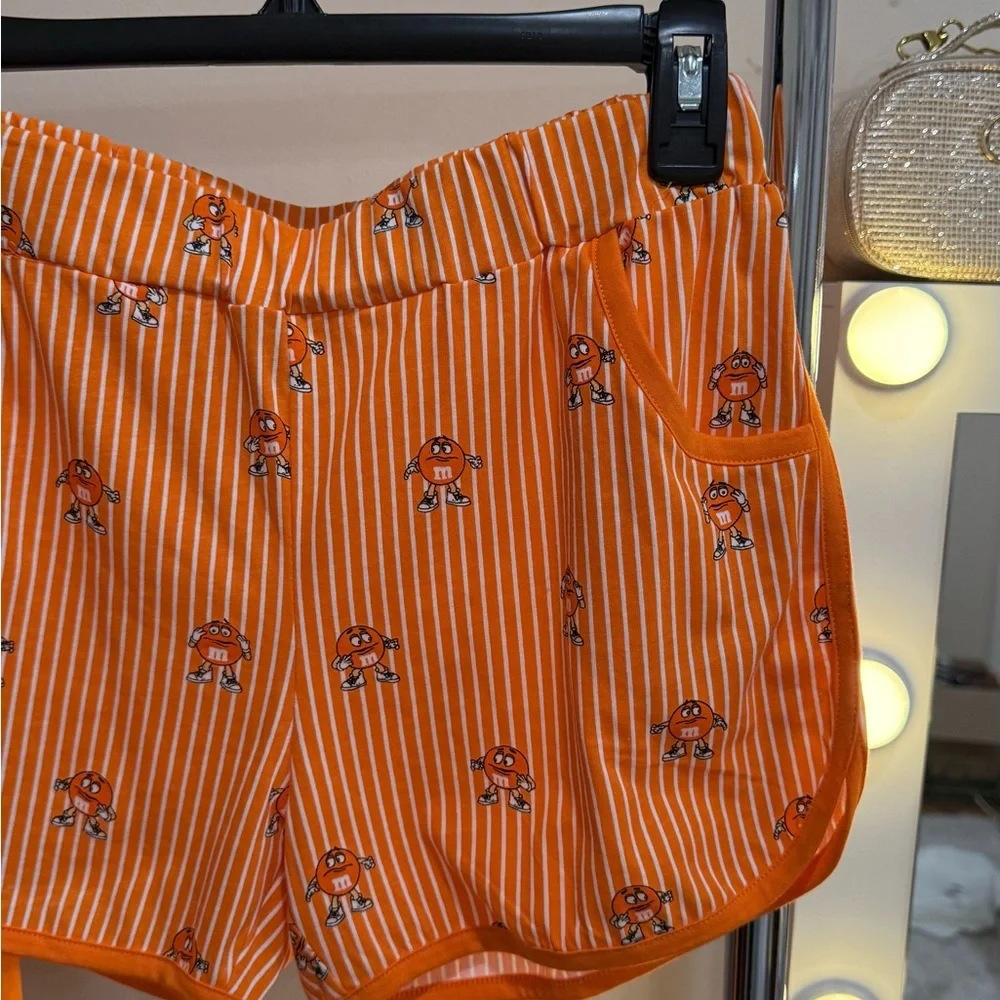 M&M’s Orange Matching Set — NWT 🍊